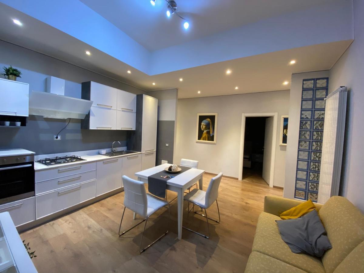 Marina Apartment & Suite Verbania Exterior photo