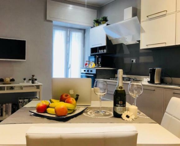 Marina Apartment & Suite Verbania Exterior photo